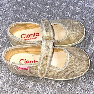 Cienta Gold Glitter Girl Sneakers - Size 24 (size 8 US)